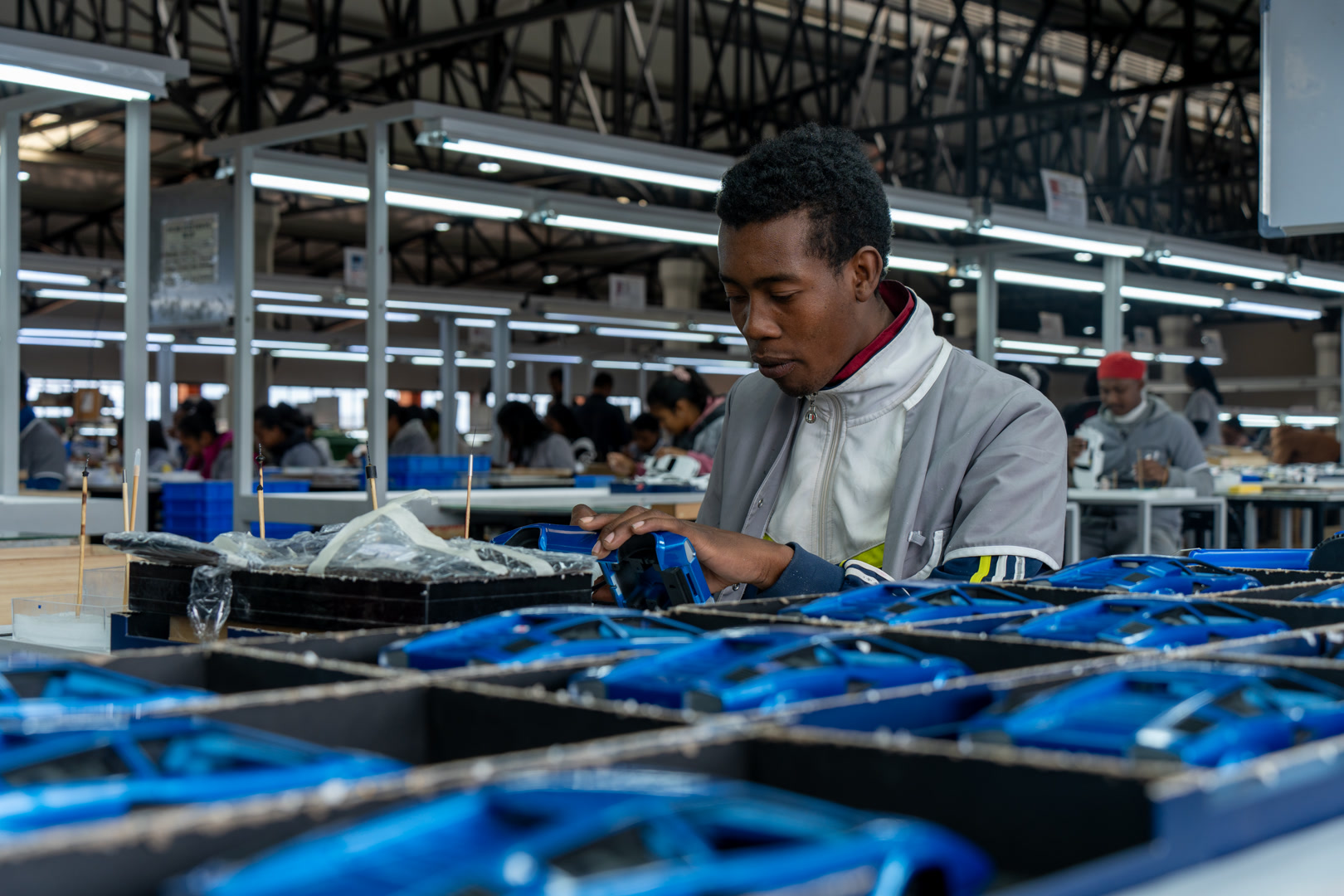 Photos of the MINIMAD team at work and collaborating